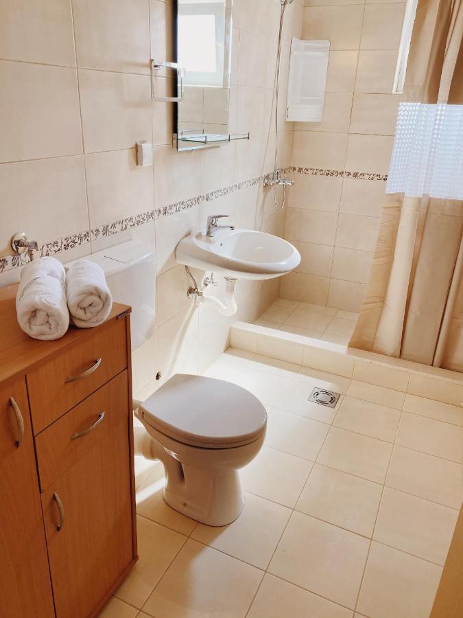 Apartments Sneki Baošići Екстериор снимка